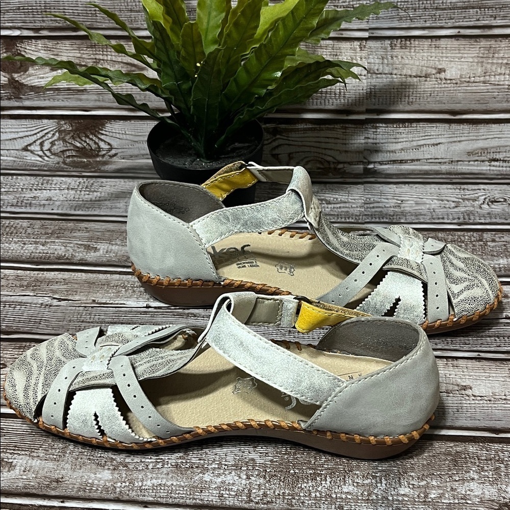 Rieker Silver Leather Closed in Sandal Shoe Women’s Size 39/8 - Picture 6 of 12